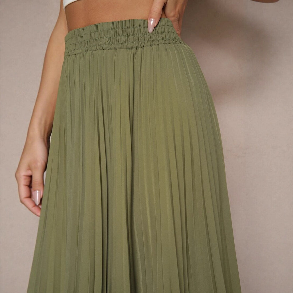 Solid-color Chic High-waisted Pleated Skirt With A Smooth Flowing Drape